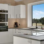 Lovely In Vaeggerlose With Kitchen *