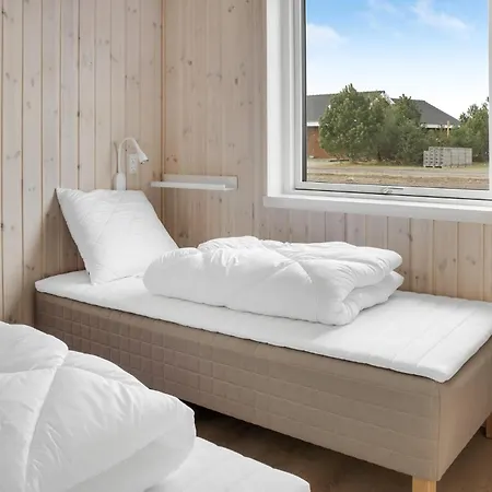 Cozy In Vaeggerlose With Sauna Feriehus Bøtø By