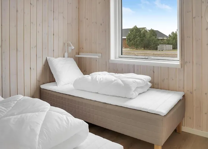 Lovely In Vaeggerlose With Kitchen Semesterbostad Bøtø By