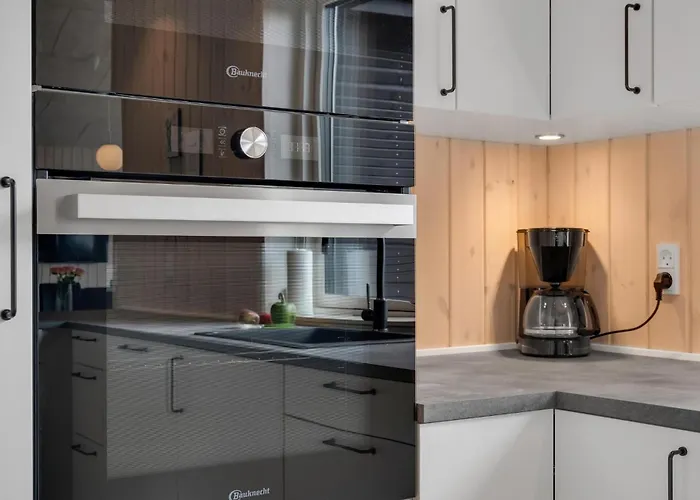 Semesterbostad Lovely In Vaeggerlose With Kitchen