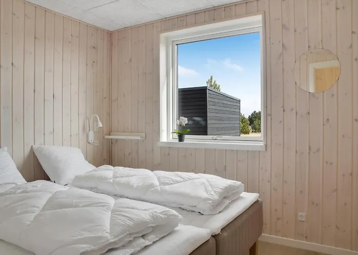 Lovely In Vaeggerlose With Kitchen * Bøtø By